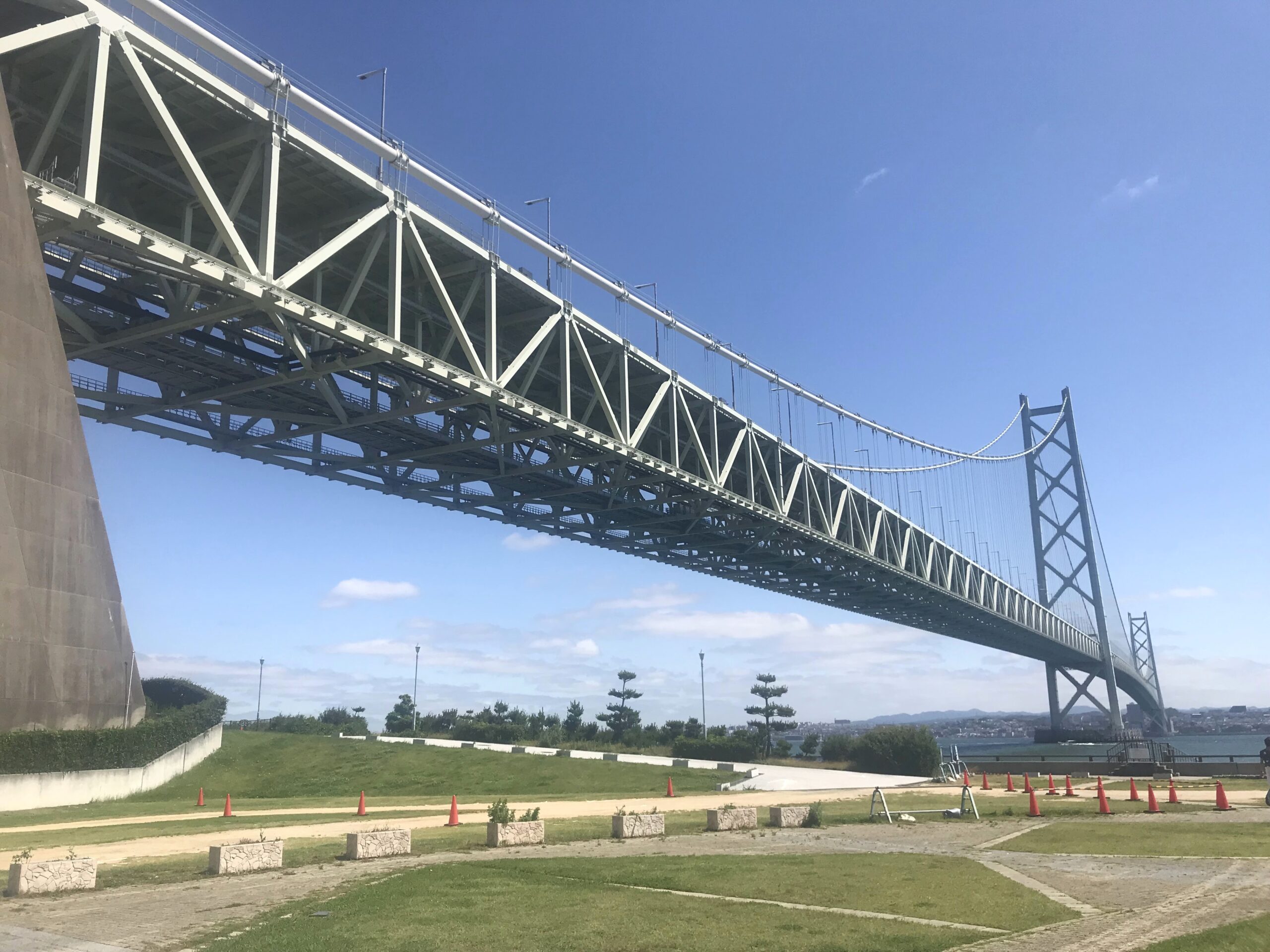 トラスが使用されている明石海峡大橋|株式会社アルシス｜安城市｜愛知県｜住まいのリフォーム・リノベーション